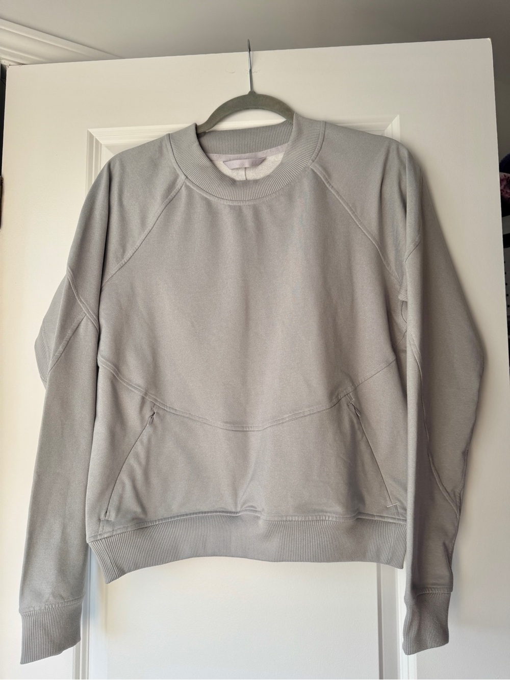 Women’s Lululemon Light Gray Crewneck Sweatshirt - Like New